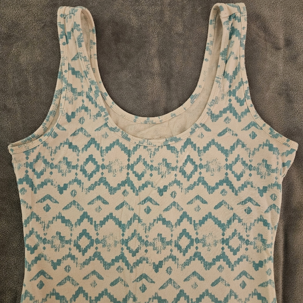 Maurices Fitted Teal Patterned Tank Top